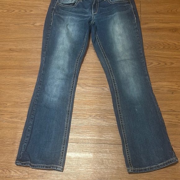 Maurices Blue Flare Wide Leg Jeans Size 5/6 Short Good Condition Make an Offer! - Picture 4 of 11